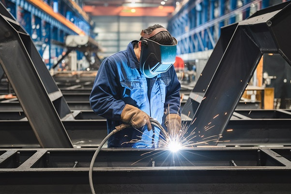 Электродуговая сварка.